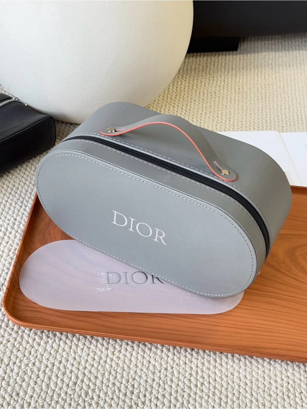 Dior Men's Shaving Set in Light Gray and Silver